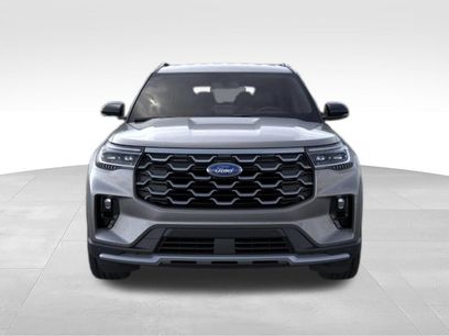 New 2026 Ford Explorer Platinum w/ LUX Leather Package