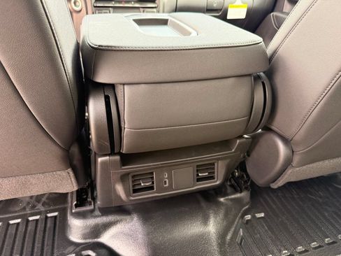 New 2026 GMC Sierra 2500 Pro w/ Convenience Package AWD/4WD image 26