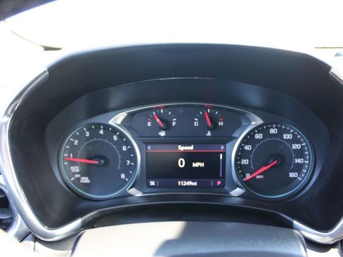 Used 2023 Chevrolet Equinox Premier AWD/4WD image 35