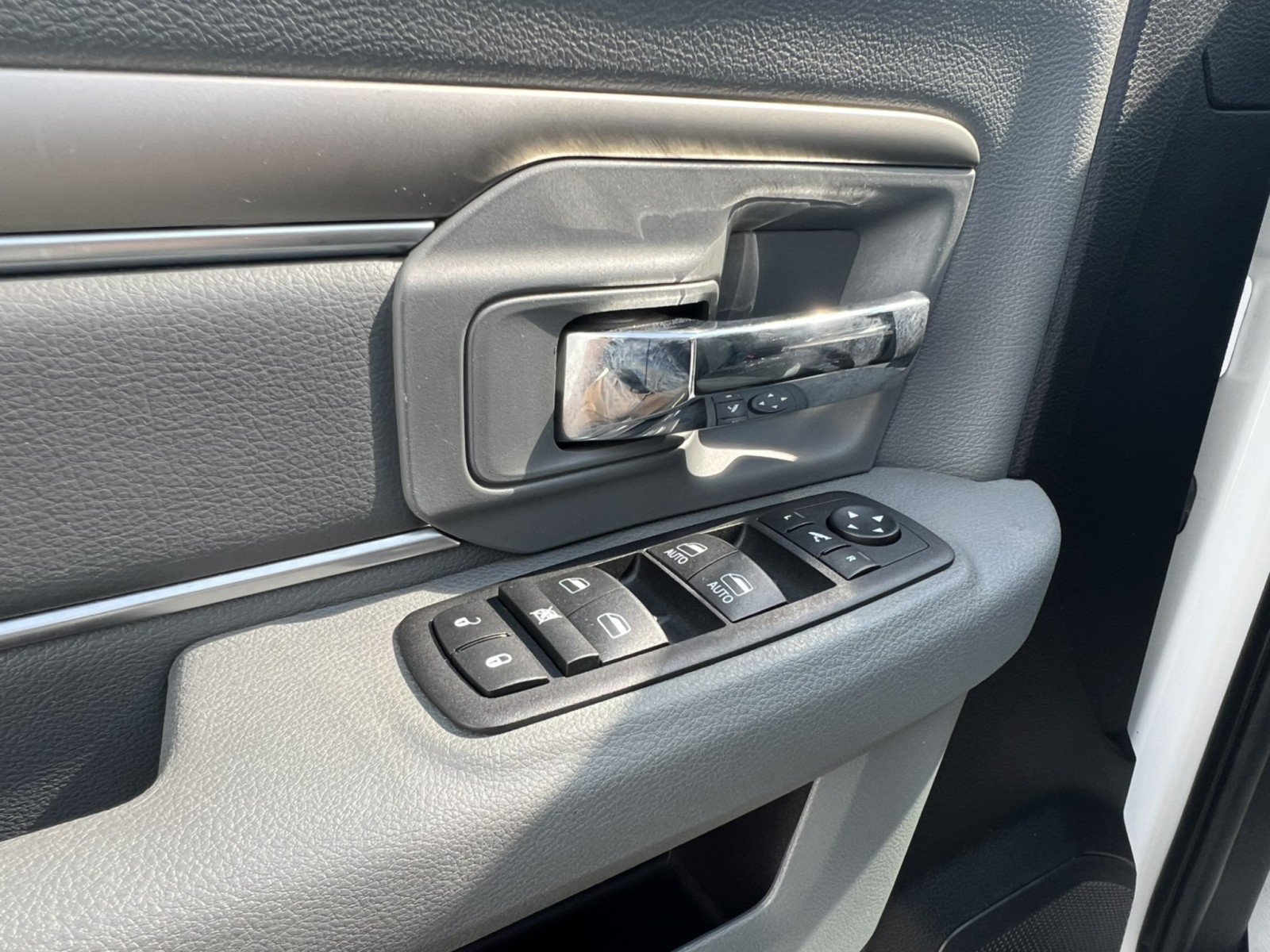 Used 2018 RAM 2500 Big Horn w/ Harvest Edition AWD/4WD image 14