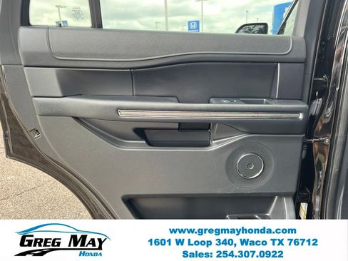 Used 2023 Ford Expedition XLT RWD image 18