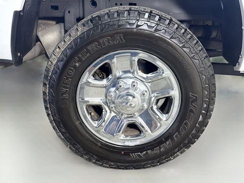 Used 2016 RAM 2500 SLT image 32