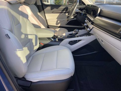 Used 2024 Kia Telluride S w/ S Sunroof Package AWD/4WD image 13