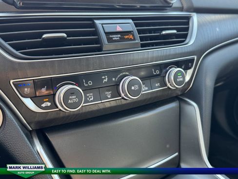 Used 2020 Honda Accord Touring image 19