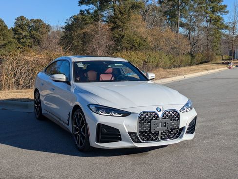 Used 2023 BMW 430i Gran Coupe xDrive 430i xDrive w/ M Sport Package image 3