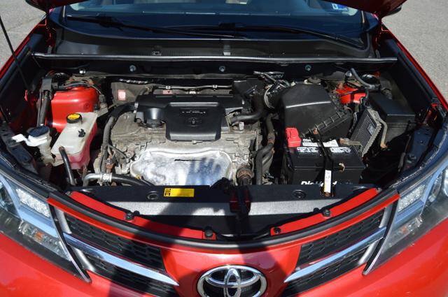 Used 2014 Toyota RAV4 XLE AWD/4WD image 33