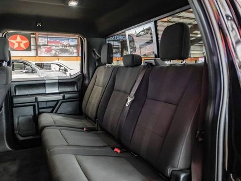 Used 2017 Ford F150 XLT w/ Equipment Group 302A Luxury image 38