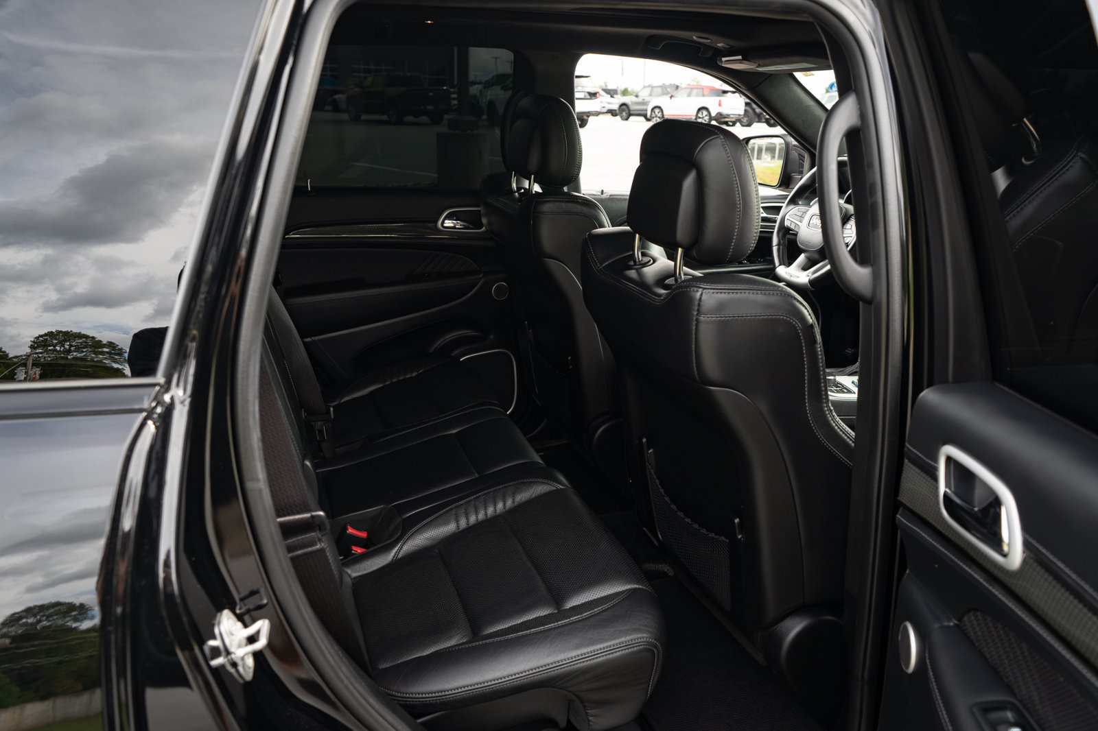 Used 2018 Jeep Grand Cherokee Trackhawk AWD/4WD image 41