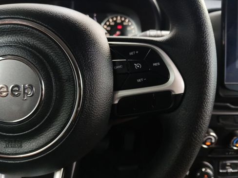 Used 2019 Jeep Renegade Sport w/ Sport Appearance Group AWD/4WD image 25
