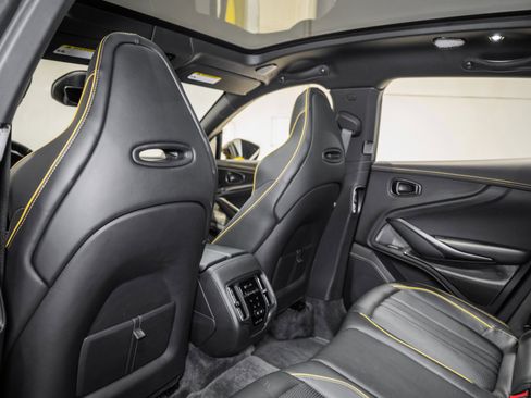 Used 2025 Aston Martin DBX 707 image 15