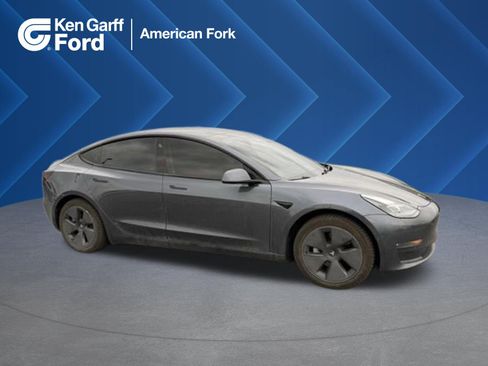 Used 2021 Tesla Model 3 Long Range image 1