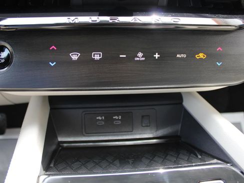 Used 2025 Nissan Murano SL AWD/4WD image 30