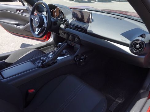 New 2026 MAZDA MX-5 Miata Sport RWD image 13