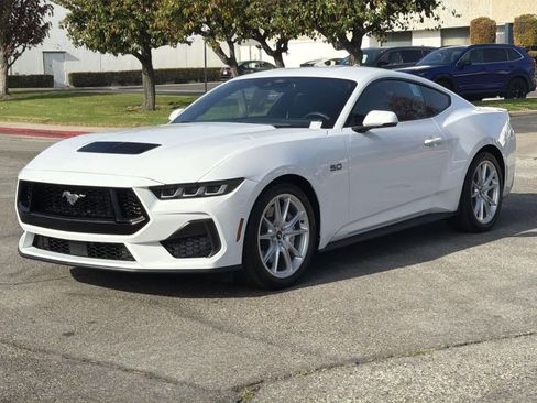 Used 2024 Ford Mustang GT Premium image 8