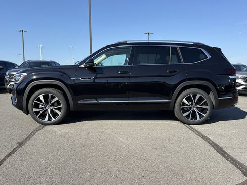 New 2026 Volkswagen Atlas SEL Premium R-Line AWD/4WD image 2
