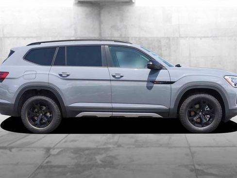 New 2026 Volkswagen Atlas Peak Edition AWD/4WD image 5