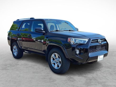 Used 2024 Toyota 4Runner SR5 RWD image 7