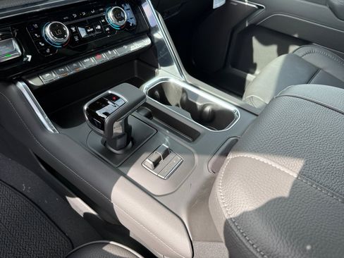 New 2026 GMC Sierra 1500 Denali AWD/4WD image 13