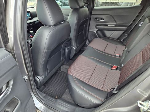 New 2026 Nissan Kicks SR w/ Cold Weather Package FWD image 10