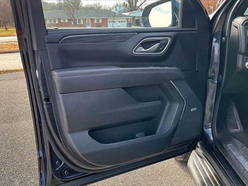 Used 2023 GMC Yukon SLT image 23