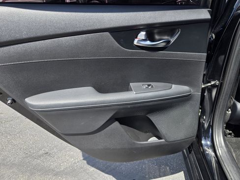 Used 2023 Kia Forte GT-Line FWD image 24