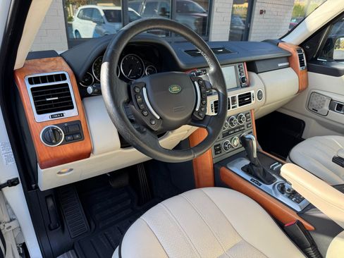 Used 2008 Land Rover Range Rover HSE image 47