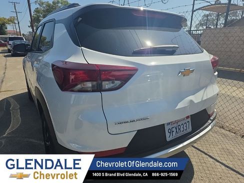 Certified 2023 Chevrolet TrailBlazer LT w/ Convenience Package FWD image 5
