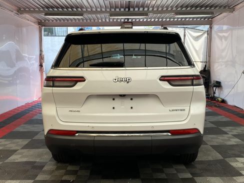 Used 2023 Jeep Grand Cherokee L Limited AWD/4WD image 5