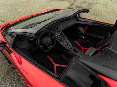 Used 2017 Lamborghini Aventador LP 750-4 Superveloce image 31