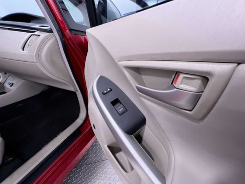 Used 2012 Toyota Prius Four FWD image 37