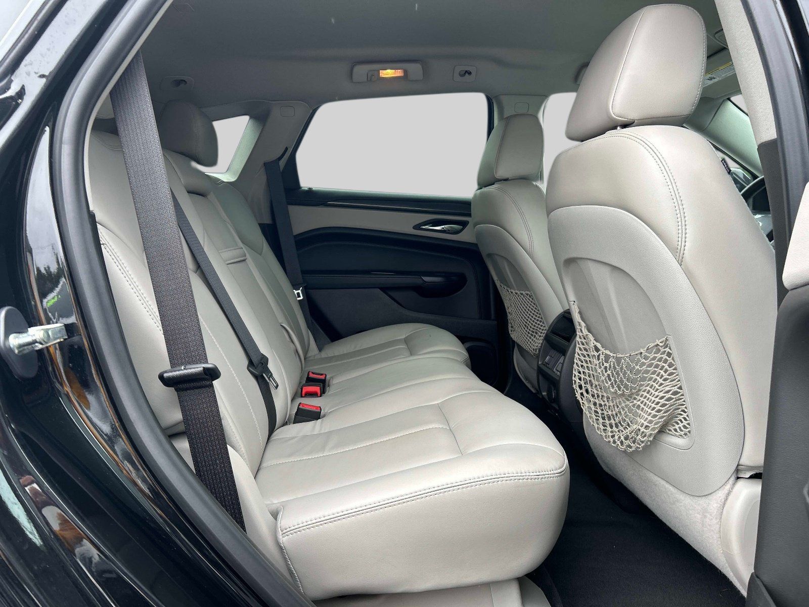 Used 2014 Cadillac SRX FWD image 16