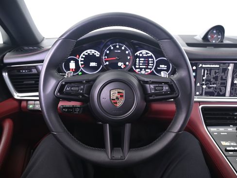 Certified 2023 Porsche Panamera 4 Platinum Edition AWD/4WD image 35