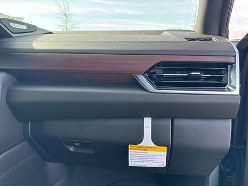 New 2026 GMC Yukon XL Denali w/ Sun & Power Step Package image 23