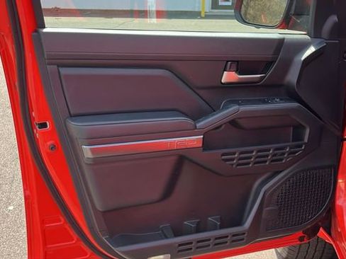 Used 2024 Toyota Tacoma TRD Sport image 9