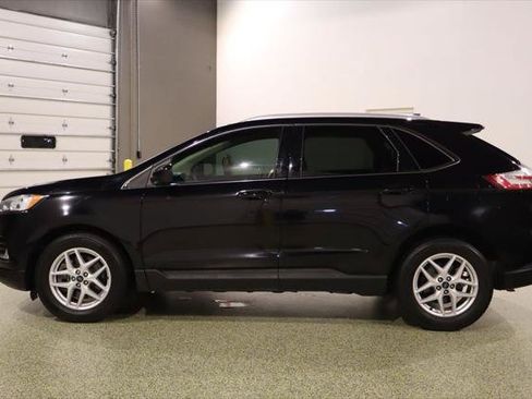 Used 2021 Ford Edge SEL w/ Convenience Package FWD image 5