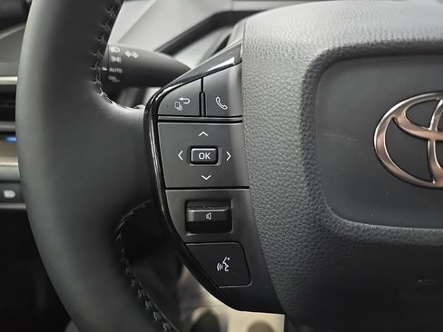 Used 2024 Toyota Prius XLE AWD/4WD image 21