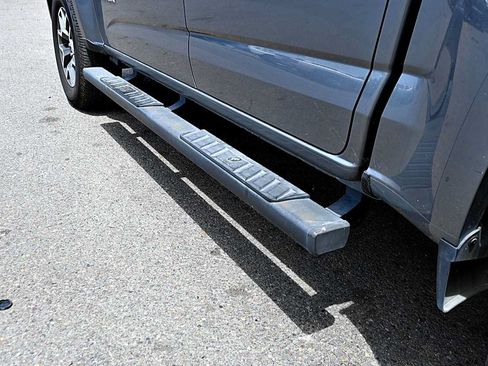 Used 2018 GMC Canyon SLE w/ SLE Convenience Package RWD image 9