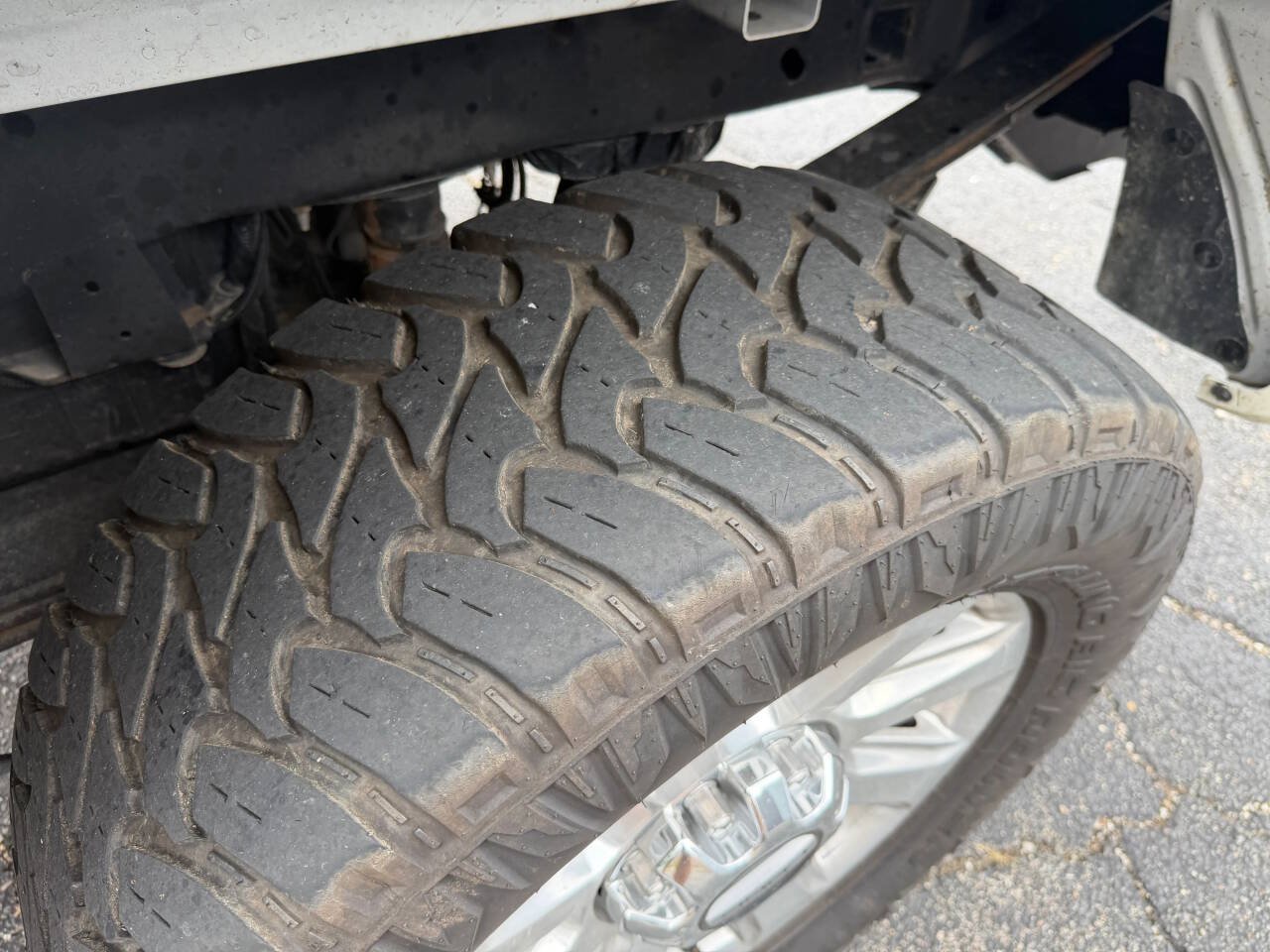 Used 2019 Ford F250 Lariat w/ Lariat Ultimate Package AWD/4WD image 15