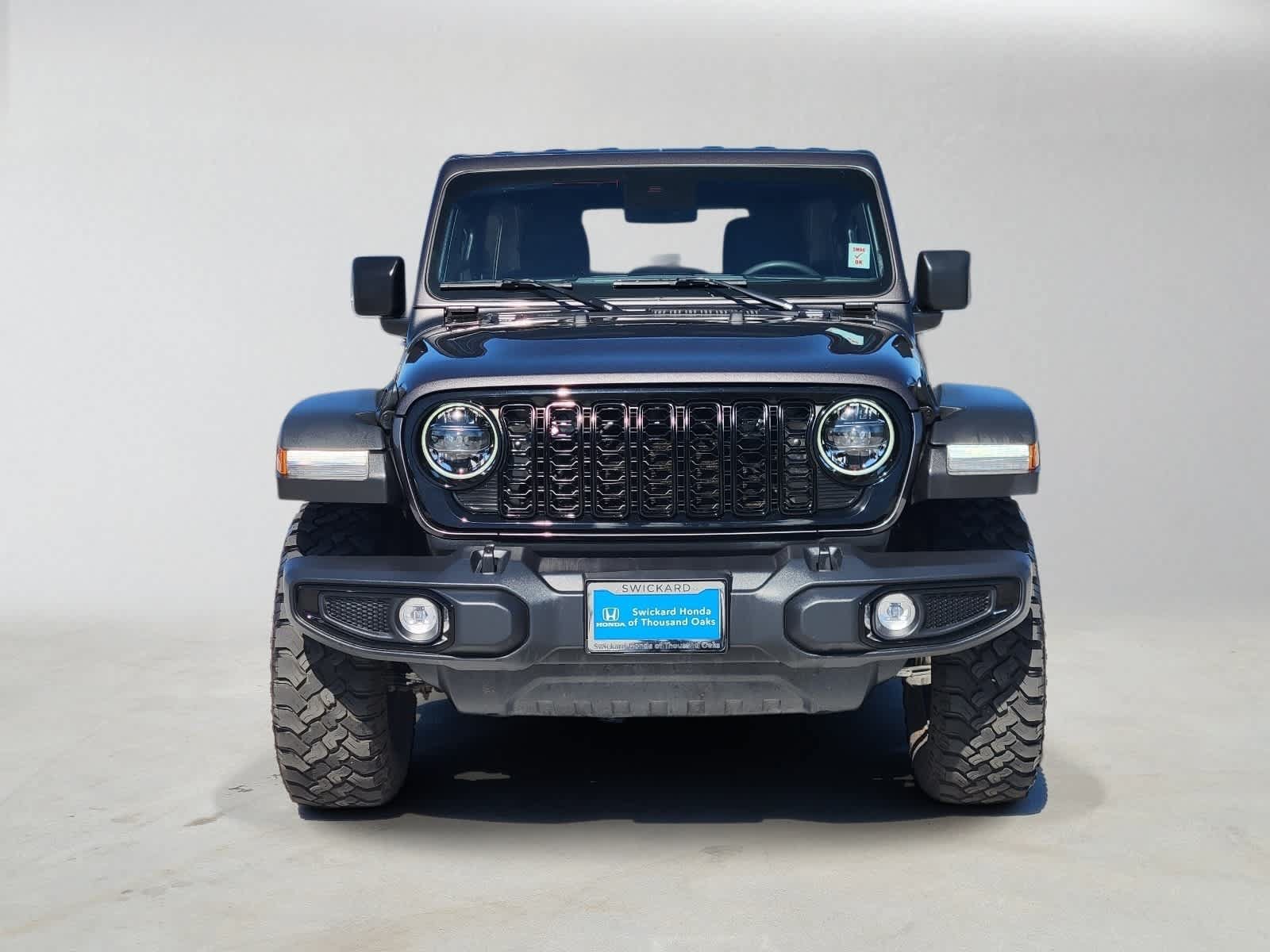 Used 2025 Jeep Wrangler Unlimited Sport AWD/4WD image 8