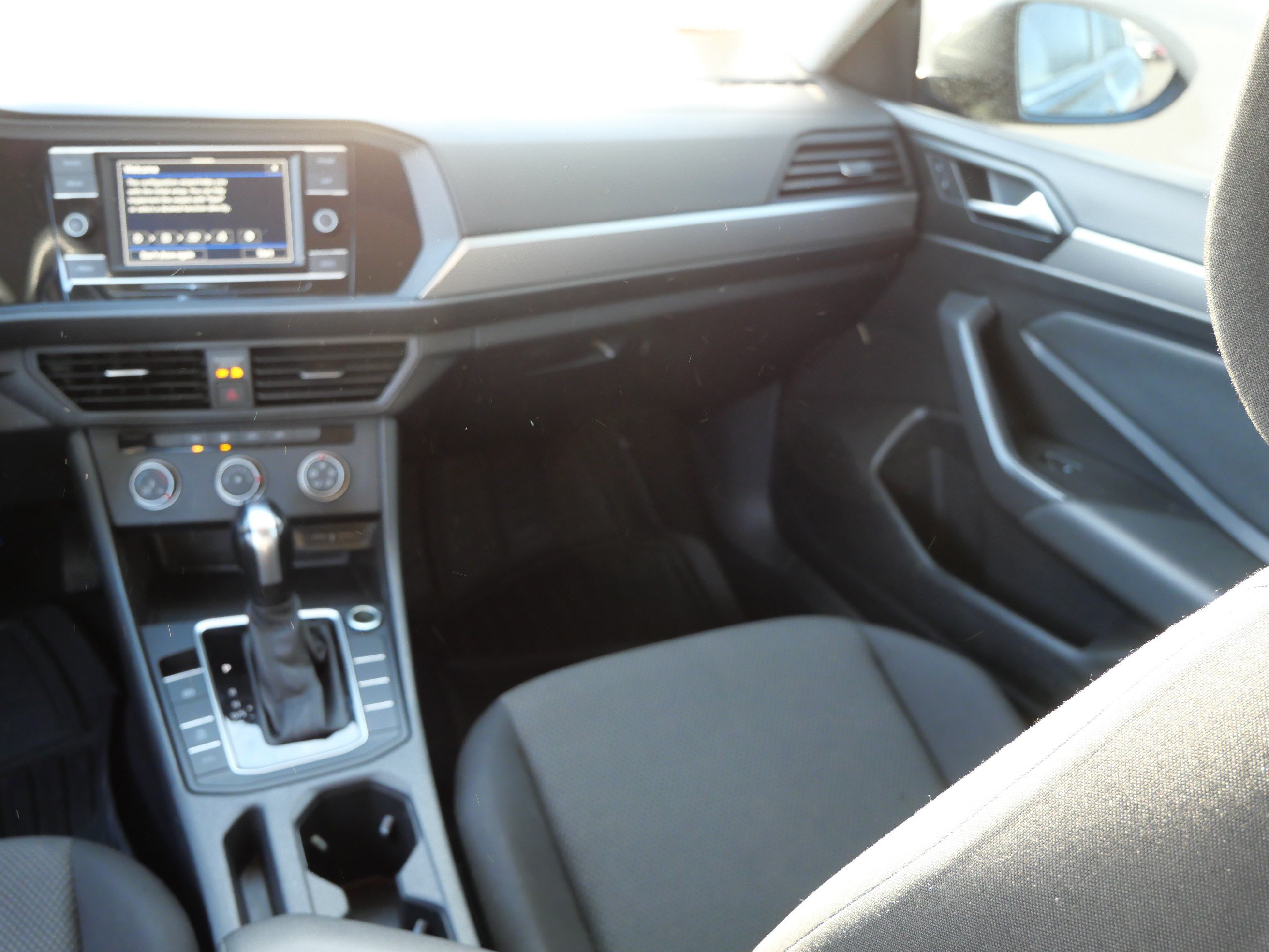 Used 2021 Volkswagen Jetta S w/ Driver Assistance Package FWD image 11