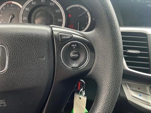 Used 2015 Honda Accord LX image 19