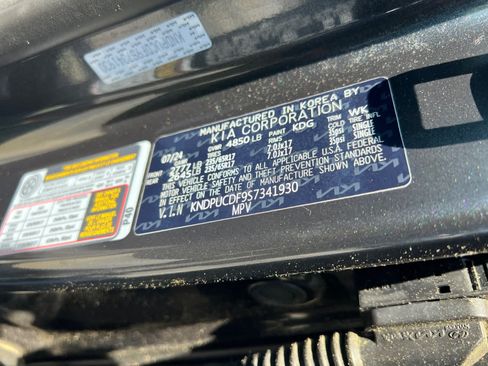 Certified 2025 Kia Sportage LX AWD/4WD image 17