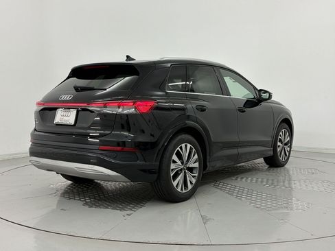 Certified 2023 Audi Q4 e-tron Premium Plus w/ Premium Plus RWD image 9