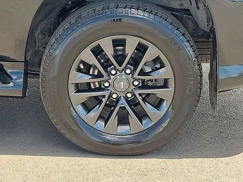 Used 2023 Lexus GX 460 Premium AWD/4WD image 10