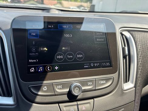 Used 2025 Chevrolet Malibu RS w/ LPO, Floor Liner Package FWD image 17