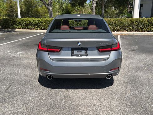 Certified 2025 BMW 330i Sedan RWD image 5