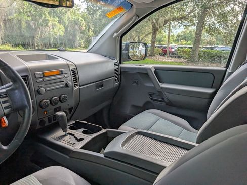 Used 2005 Nissan Titan SE w/ (W01) Utility Bed Pkg RWD image 11