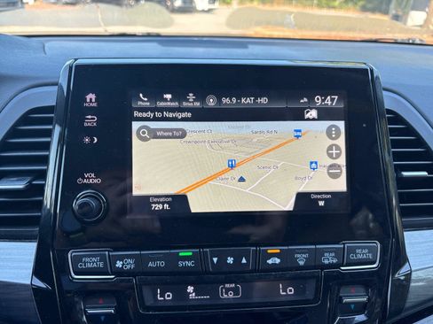 Used 2022 Honda Odyssey Elite image 24
