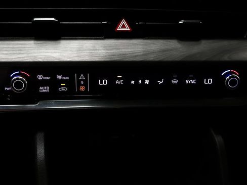Used 2023 Kia Sportage X-Pro Prestige AWD/4WD image 31