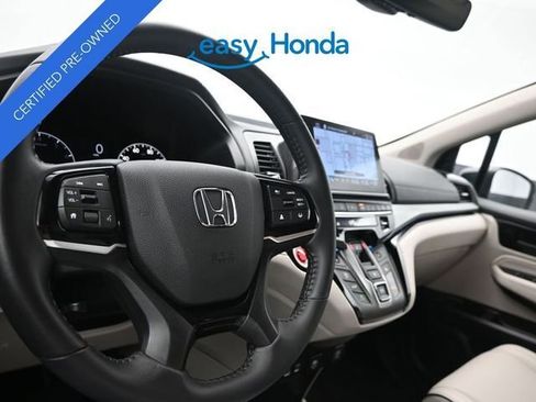 Certified 2025 Honda Odyssey Touring image 10
